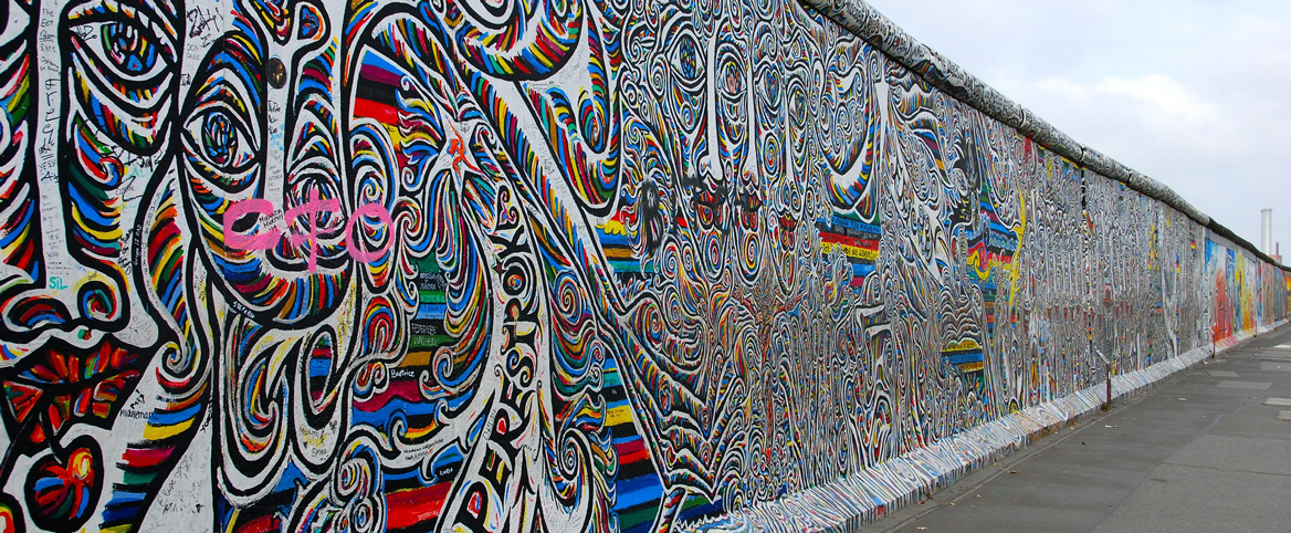 1989年 - 柏林墙下来